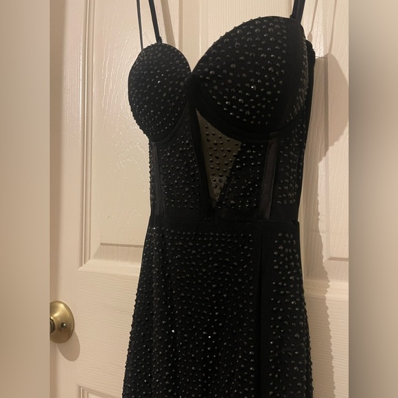 Windsor Black Sequin Slit Dress - Picture 5 of 10